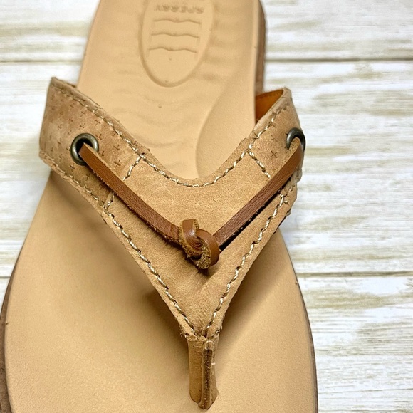 NIB Sperry Women Waveside Plushwave Brown (Tan) Flip Flops Size 5 - Picture 3 of 8